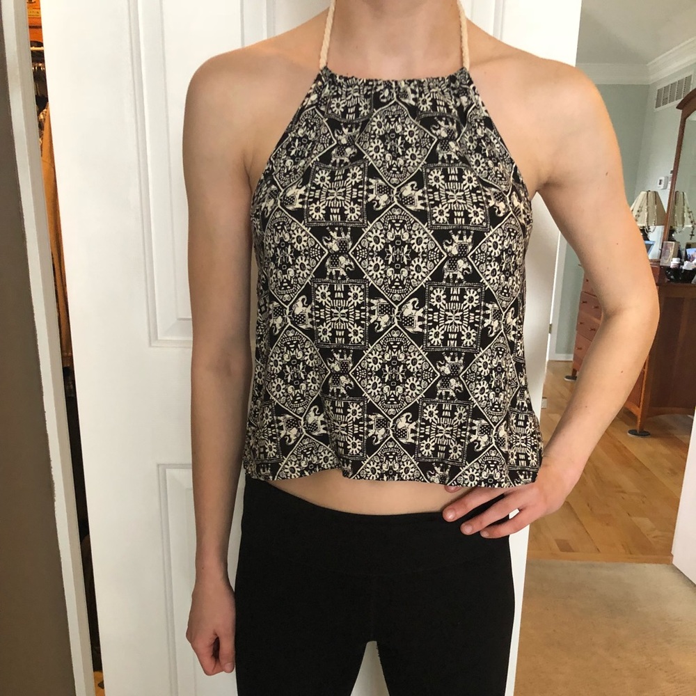 Forever 21 elephant crop top